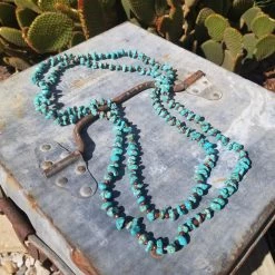 Southern Honey Boutique Turquoise Layering Necklace - Small Nugget