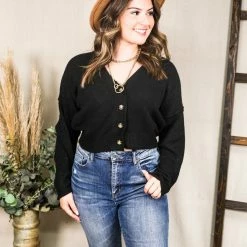 HYFVE The Chill Nights Cropped Cardigan