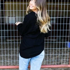 Ee.some The Essential Top Medium