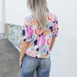 Entro The Vibes Top Tops