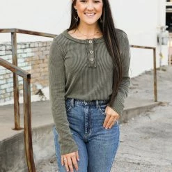 Blue Buttercup Small The Button Thread Top