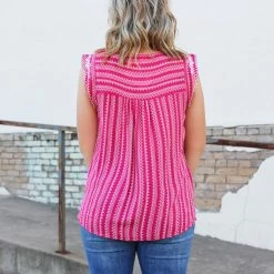 Andree By Unit Small The Magenta Top
