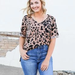 Jodifl The V Neck Leopard Top