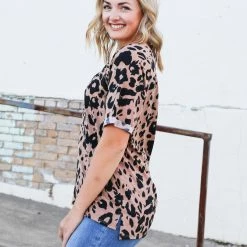 Jodifl The V Neck Leopard Top