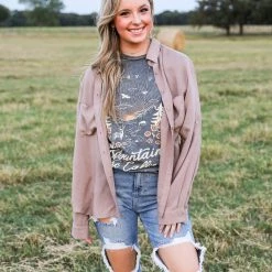 Ee.some The Essential Top Medium