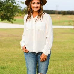 Ee.some The Essential Top Medium