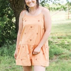 In Loom The Idle Dress