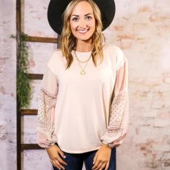 Andree By Unit Small The Knit Blush Top