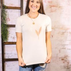 Willow & Grace Avenue The Willow Tee