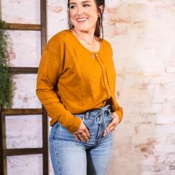 Wishlist The Sam Button Top