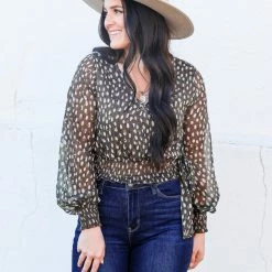 Peach Love California Small The Smocked Printed Top