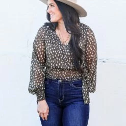 Peach Love California Small The Smocked Printed Top