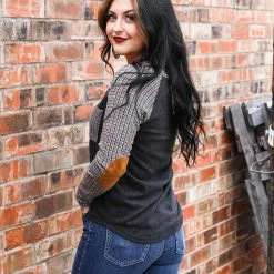 7th Ray Plaid Raglan Pocket Top XL