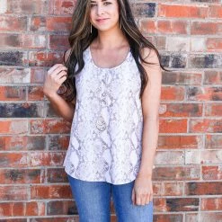 Entro Tops The Simple Snake Tank