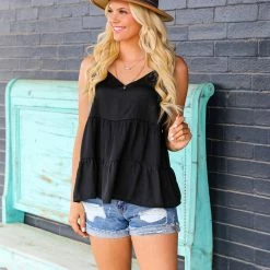 Ee.some Tiered V Neck Tank