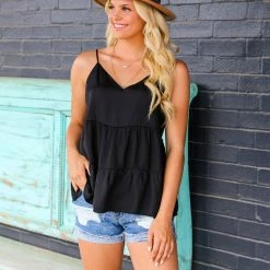 Ee.some Tiered V Neck Tank