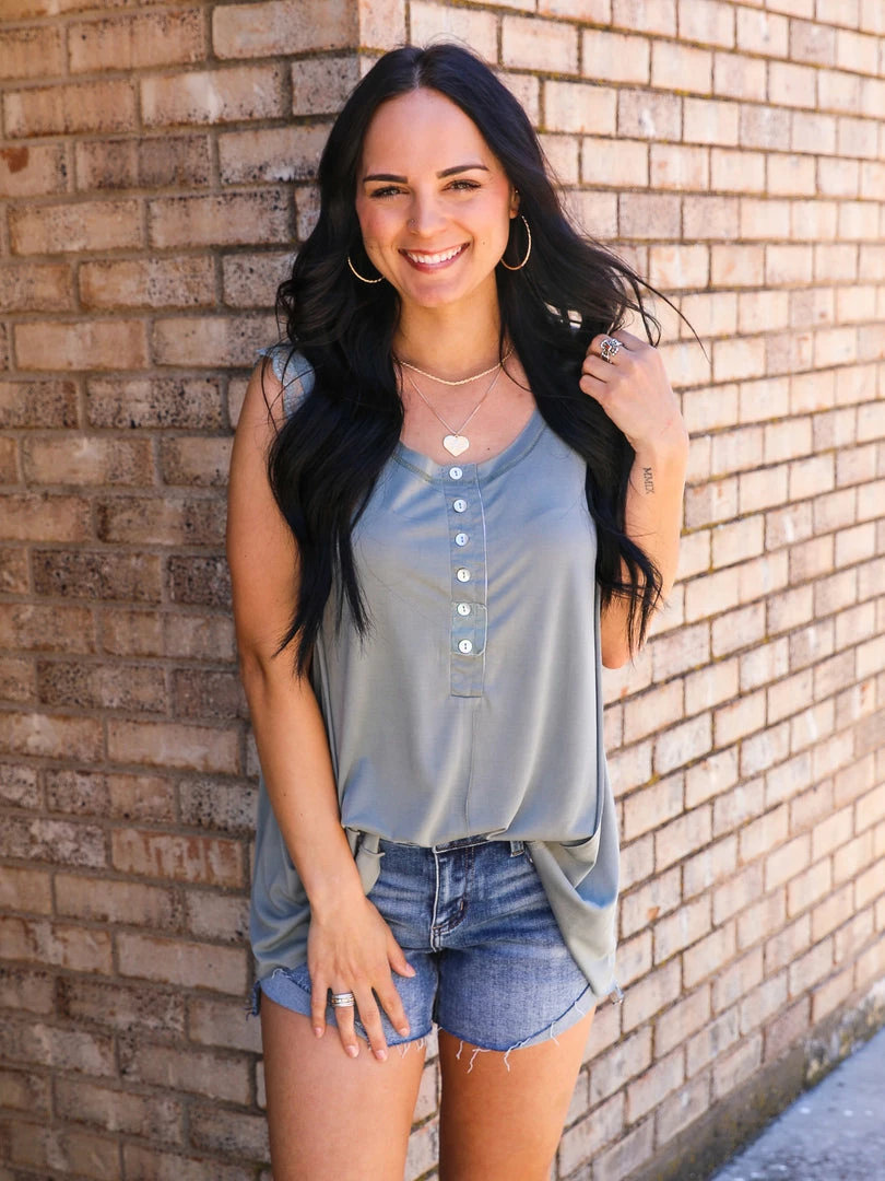 POL The Priscilla Tank Small 3 POL The Priscilla Tank Small