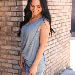 POL The Priscilla Tank Small 13 POL The Priscilla Tank Small