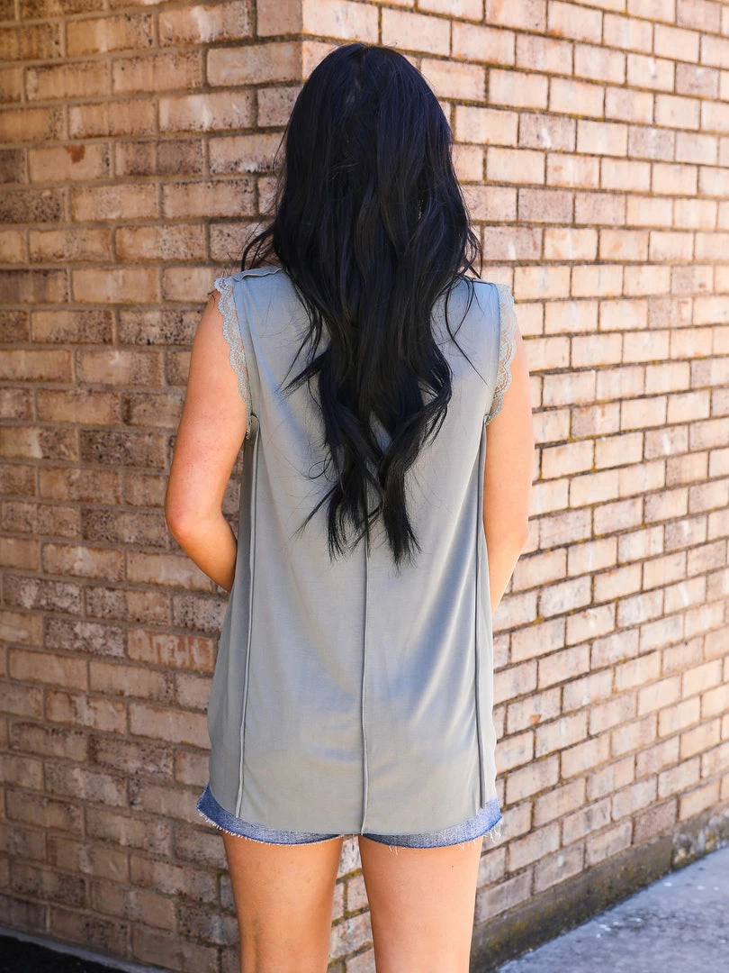 POL The Priscilla Tank Small 6 POL The Priscilla Tank Small