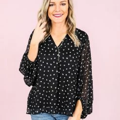 Entro All The Hearts Top