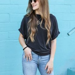 Vine & Love The Bethany Boat Top