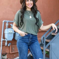 Vine & Love The Bethany Boat Top