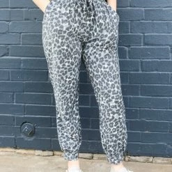 Zenana XL The Leopard Print Joggers