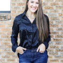 Tracies The Lonnie Button Down Top Small