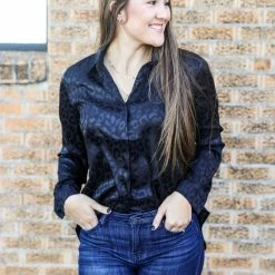 Tracies The Lonnie Button Down Top Small