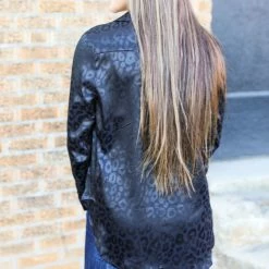 Tracies The Lonnie Button Down Top Small