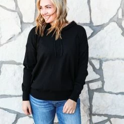 Ninexis The Hooded Sweater Top