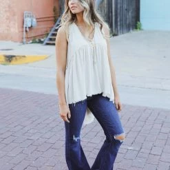 UPMOST Small The V Neck Flowy Tank 16 UPMOST Small The V Neck Flowy Tank