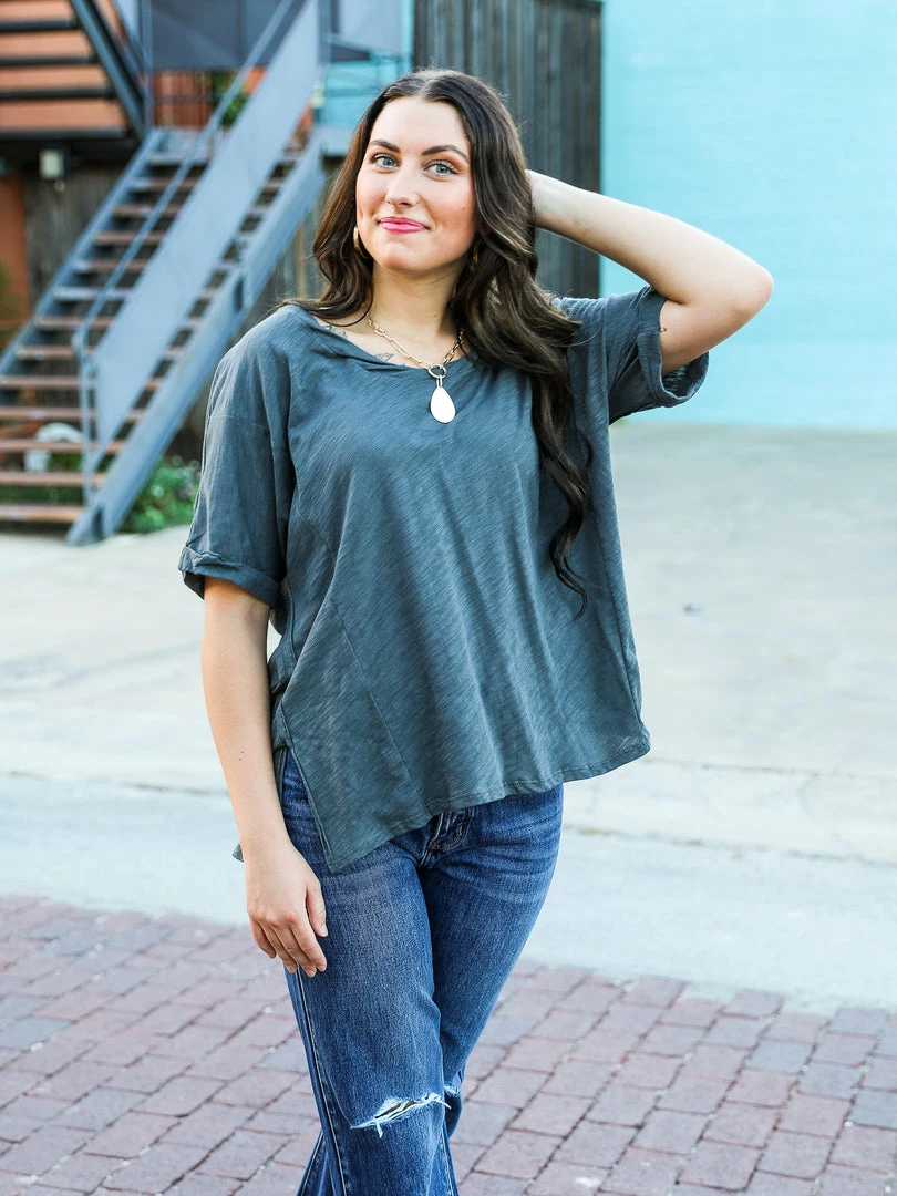 Adora The Side Slit Loose Top 12 Adora The Side Slit Loose Top