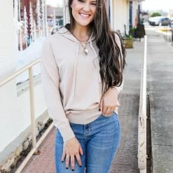 Ninexis The Hooded Sweater Top