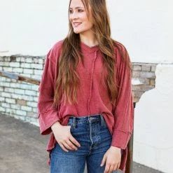 Easel Small The Crimson Top