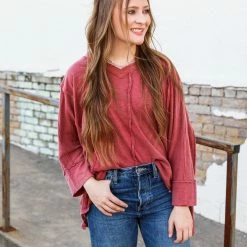 Easel Small The Crimson Top