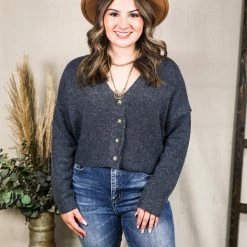 HYFVE The Chill Nights Cropped Cardigan