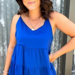 Ee.some Tiered V Neck Tank