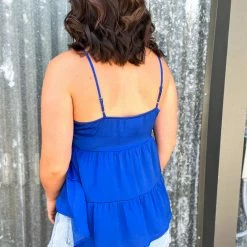 Ee.some Tiered V Neck Tank