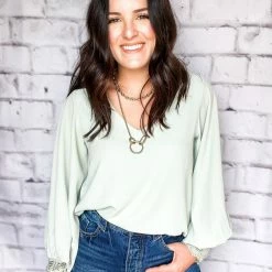 Vine & Love Small The Varna Top