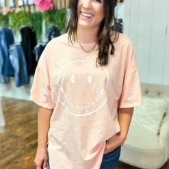Peach Love California The Smiley Tee