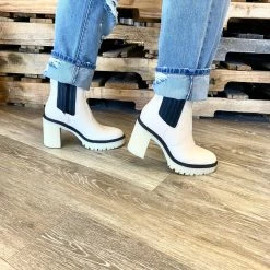 KKE Originals The Anastasia Boots-Beige