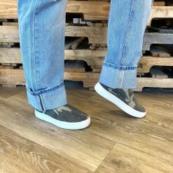 Very G The Camo Slides Shoes